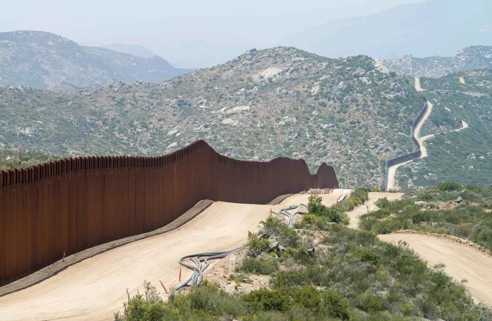 Buried seismic sensors protecting a national border perimeter