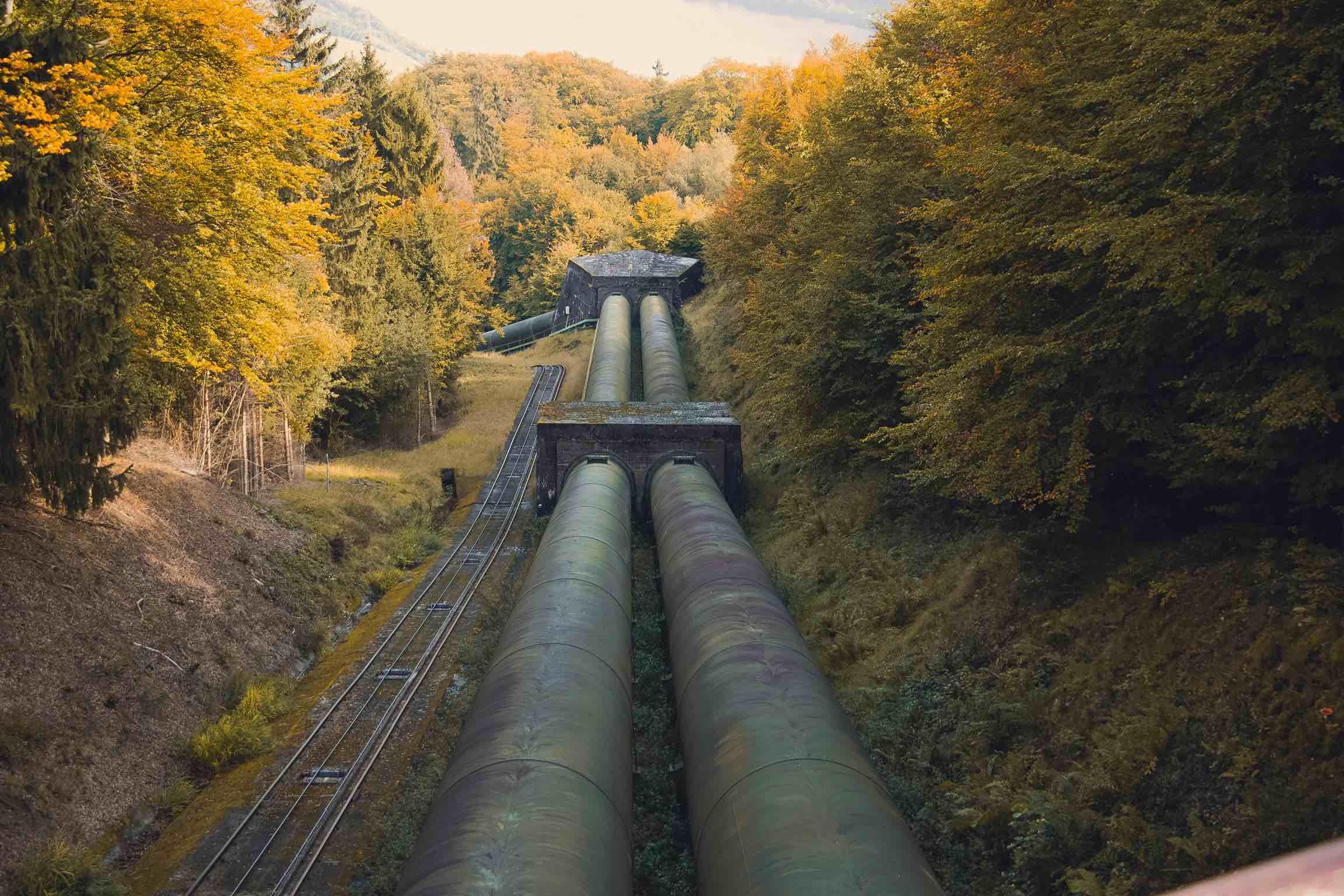Pipeline protected by SG-PPS