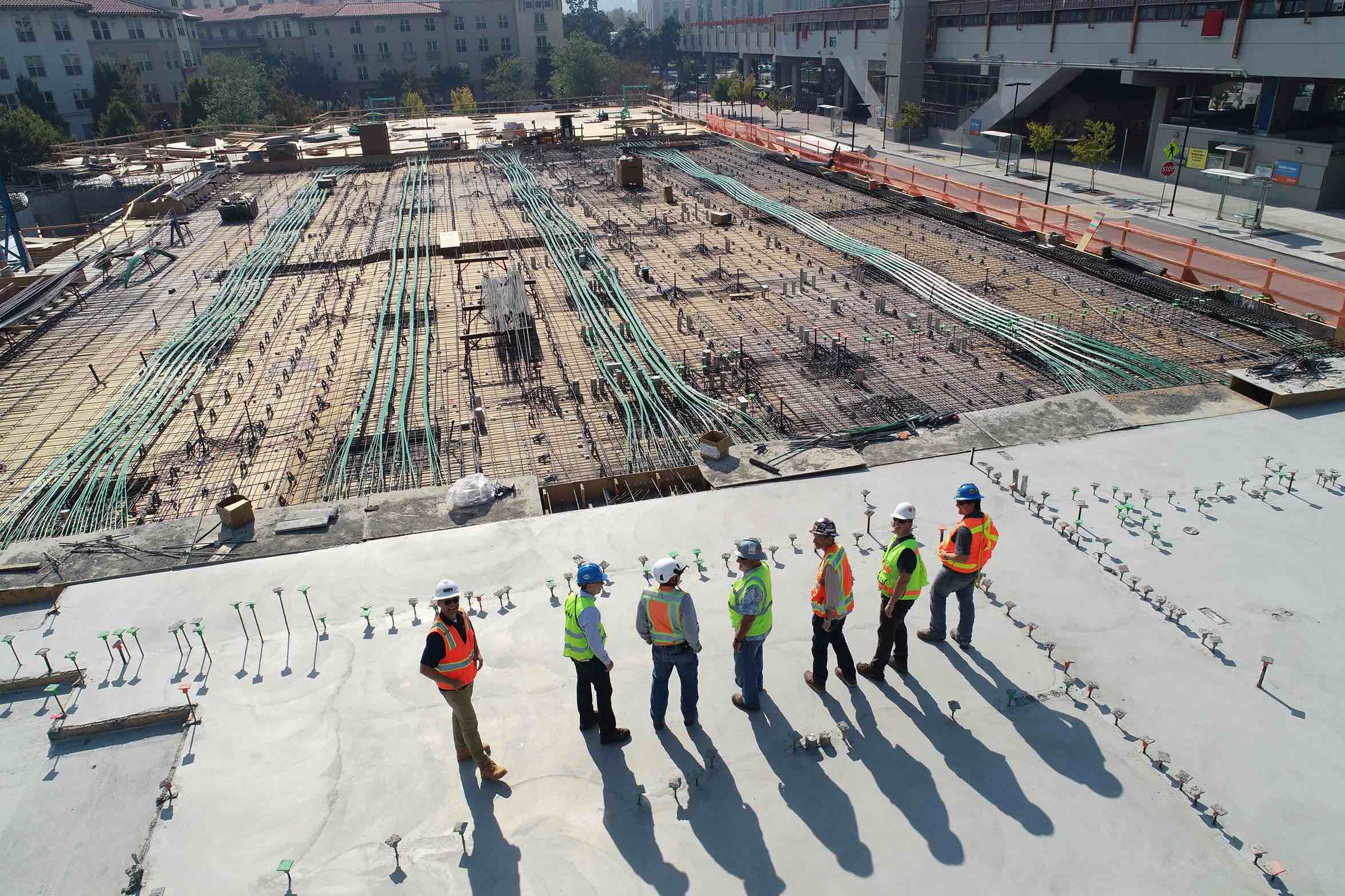 CovertEye 4G Compact camera monitoring a construction site